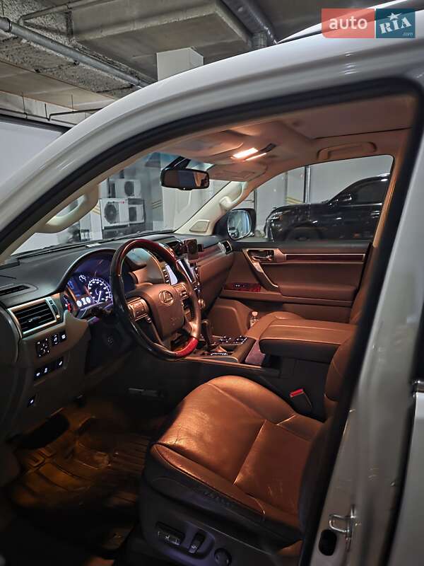 Lexus GX 2013