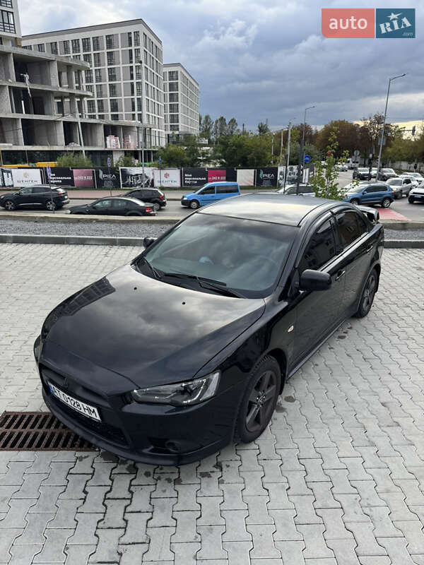 Mitsubishi Lancer 2012