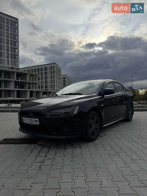 Mitsubishi Lancer 2012