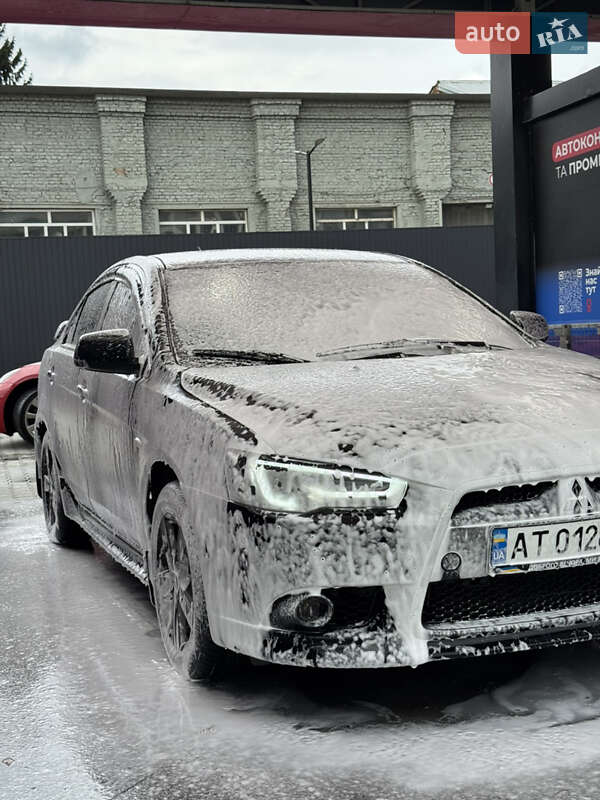 Mitsubishi Lancer 2012