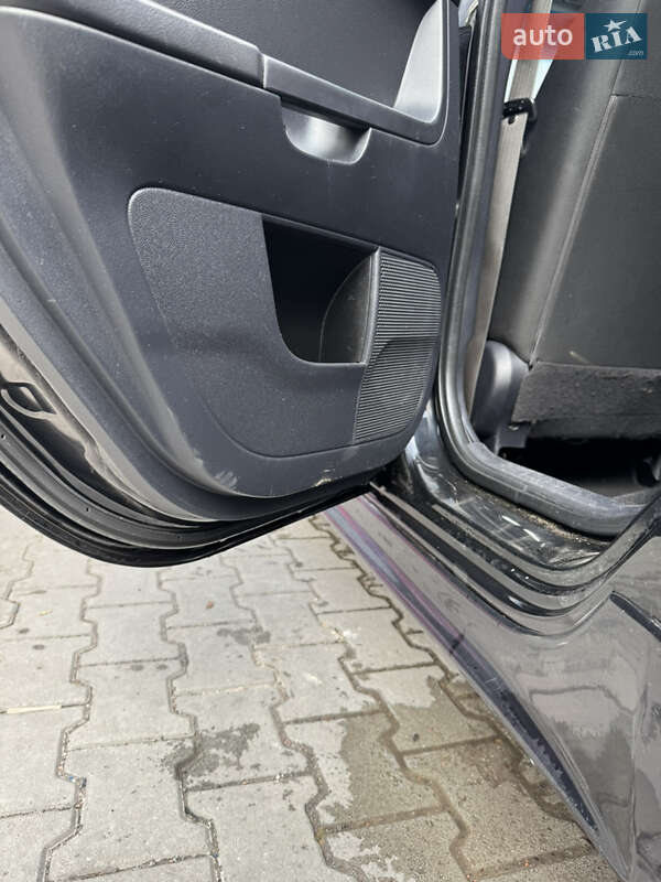 Mitsubishi Lancer 2012