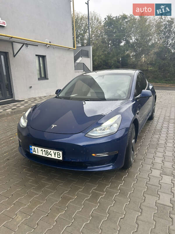 Tesla Model 3 2021