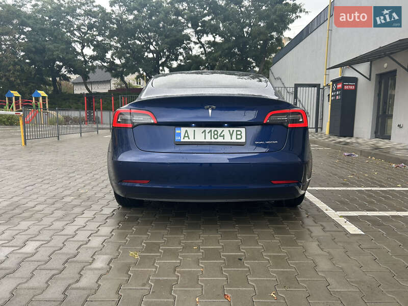Tesla Model 3 2021