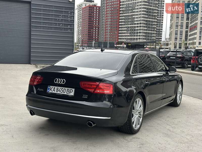 Audi A8 2013