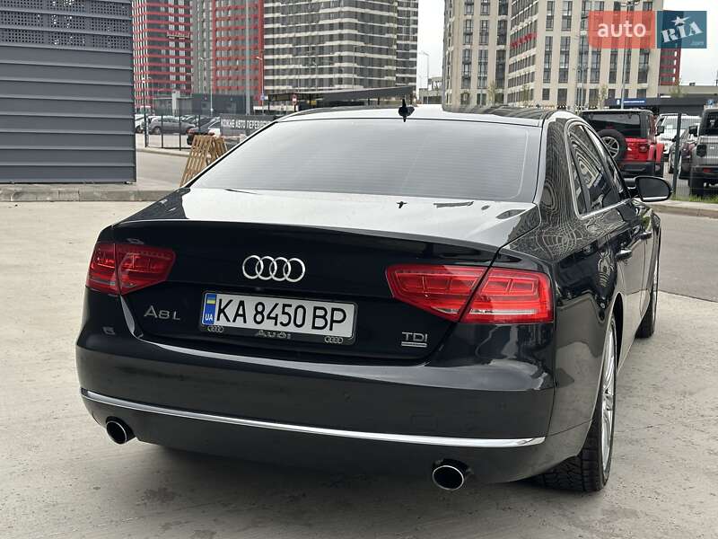 Audi A8 2013