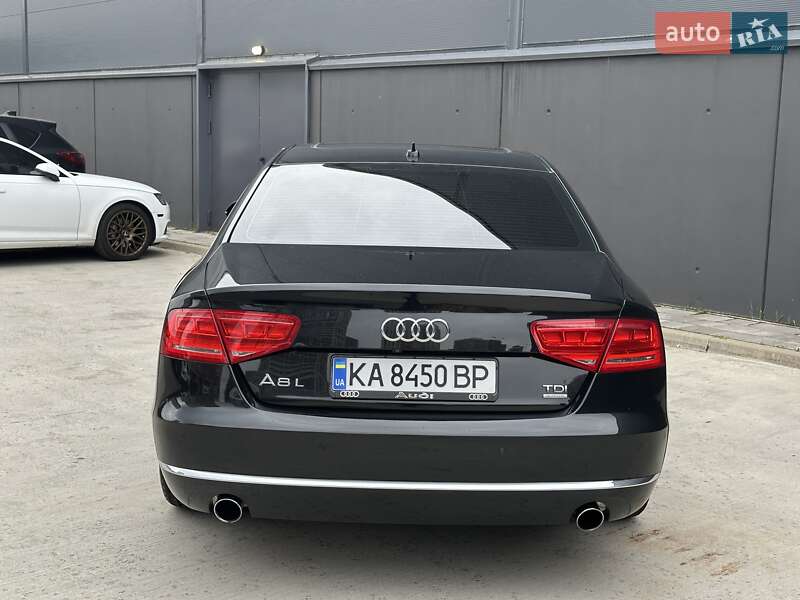 Audi A8 2013