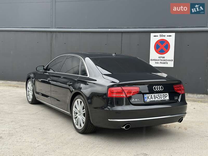 Audi A8 2013
