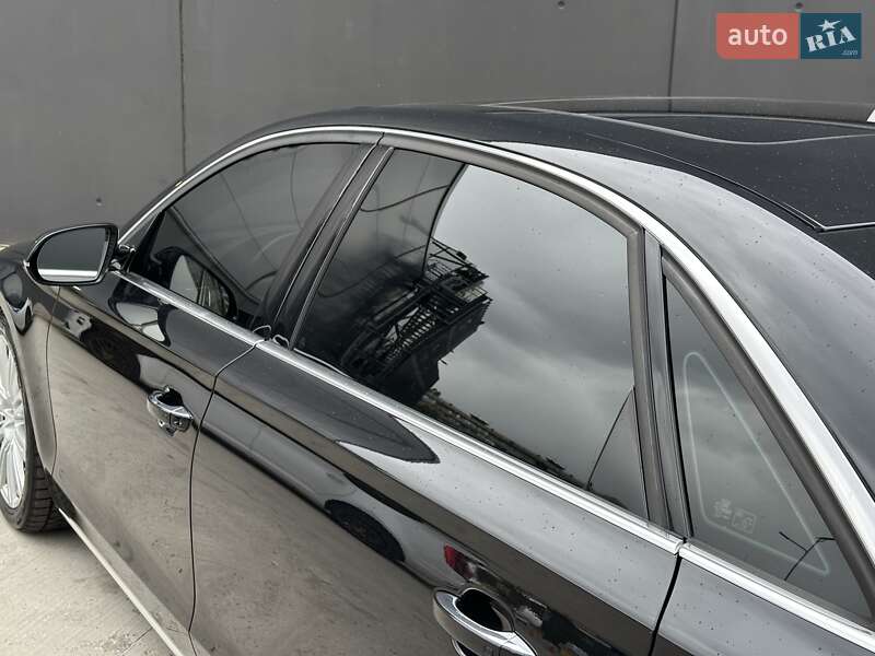 Audi A8 2013