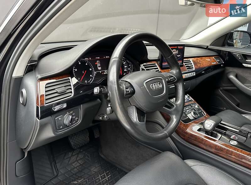 Audi A8 2013