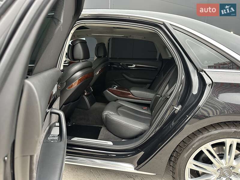 Audi A8 2013