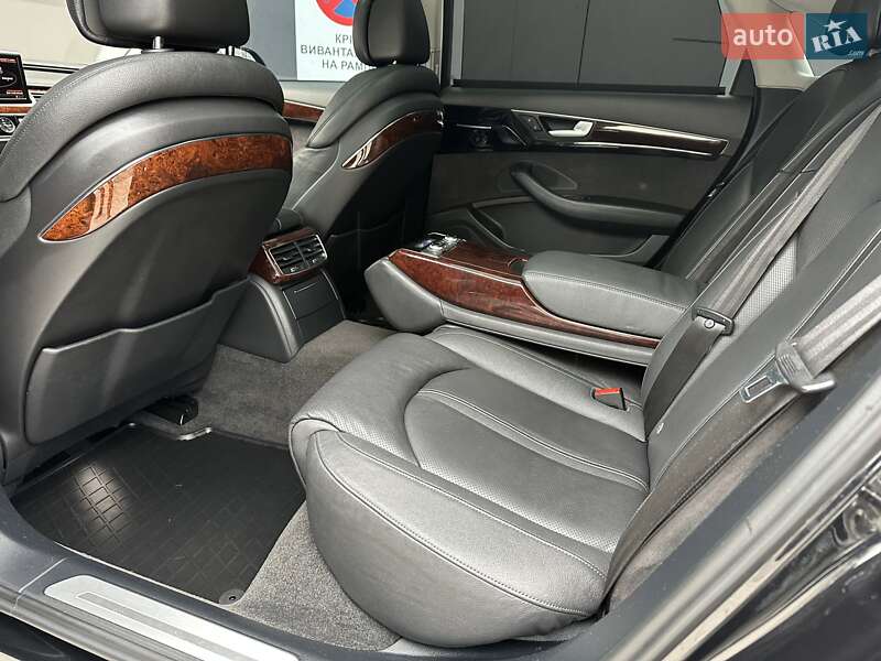 Audi A8 2013
