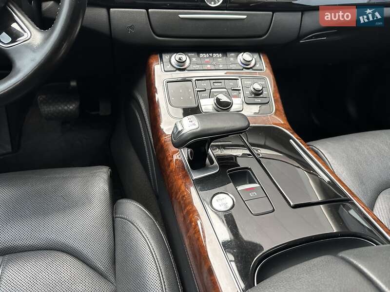 Audi A8 2013