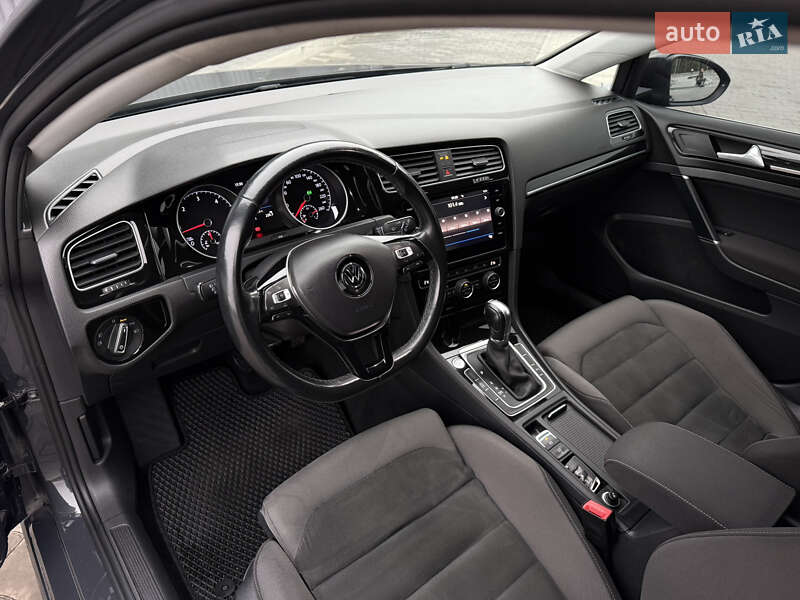 Volkswagen Golf 2017