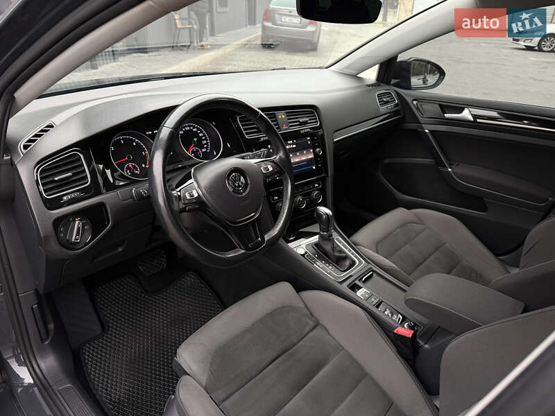 Volkswagen Golf 2017