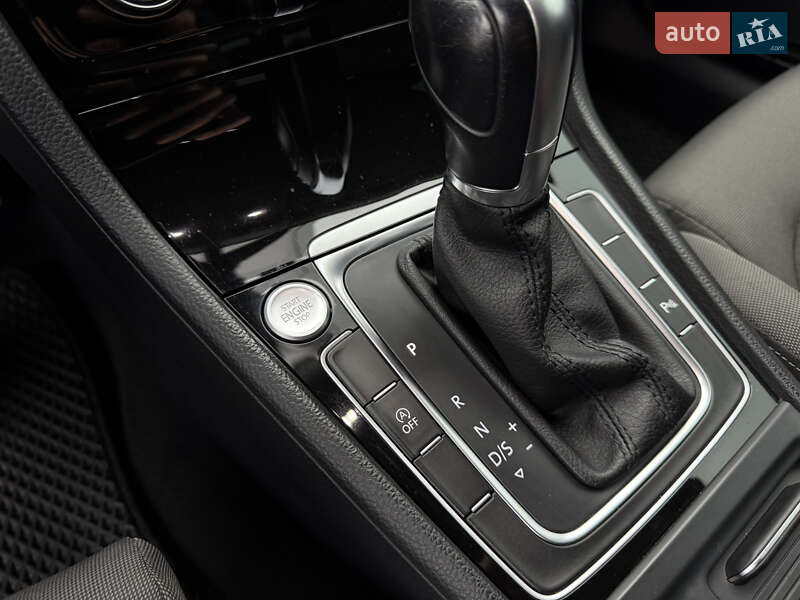 Volkswagen Golf 2017