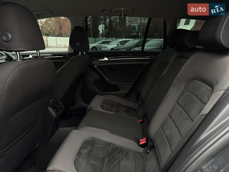 Volkswagen Golf 2017