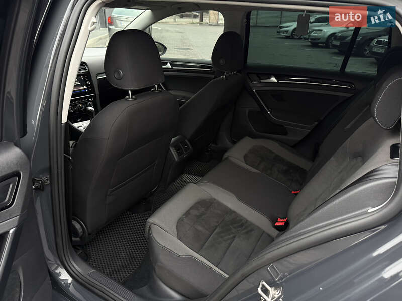 Volkswagen Golf 2017