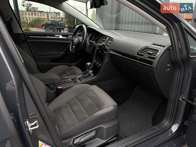 Volkswagen Golf 2017