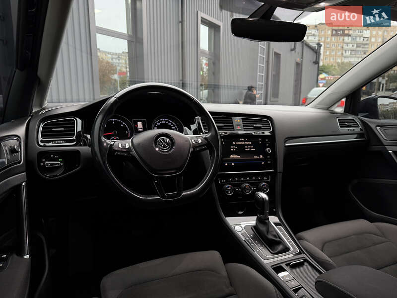 Volkswagen Golf 2017