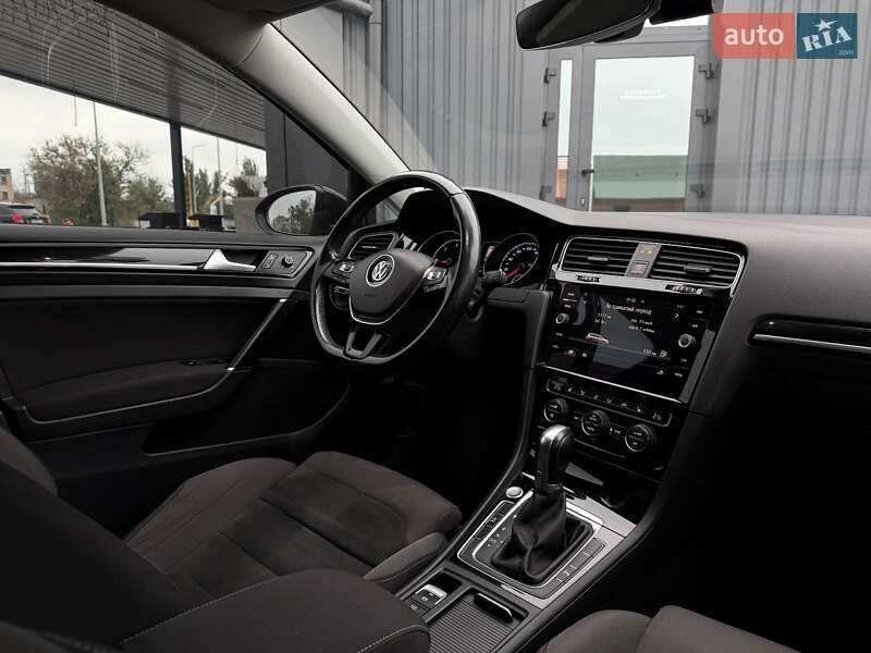 Volkswagen Golf 2017