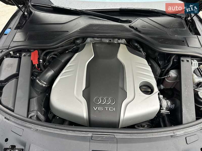 Audi A8 2013