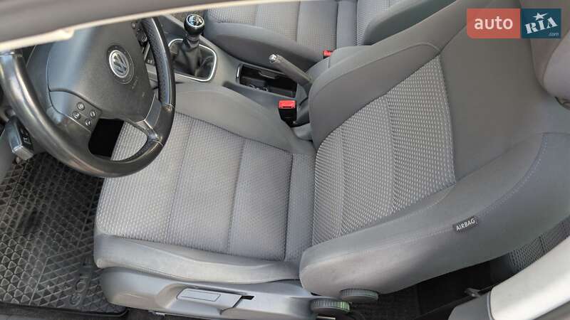 Volkswagen Golf 2008