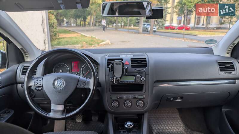 Volkswagen Golf 2008