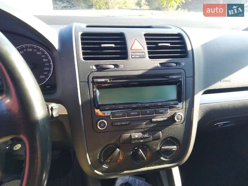 Volkswagen Golf 2008