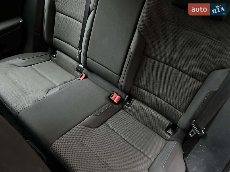 Volkswagen Golf 2013