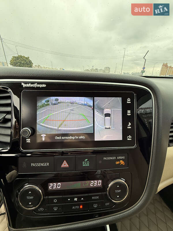 Mitsubishi Outlander 2017