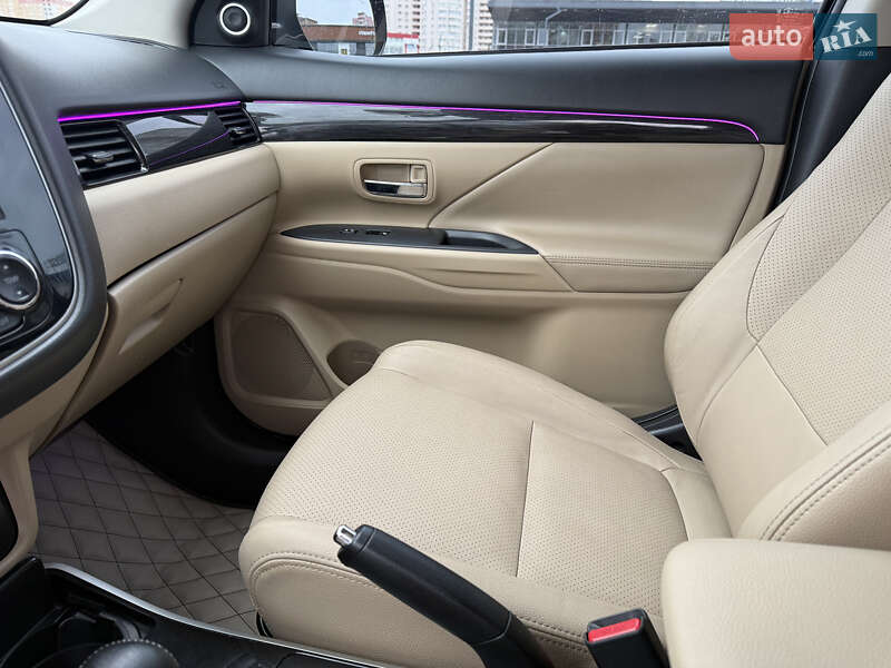 Mitsubishi Outlander 2017