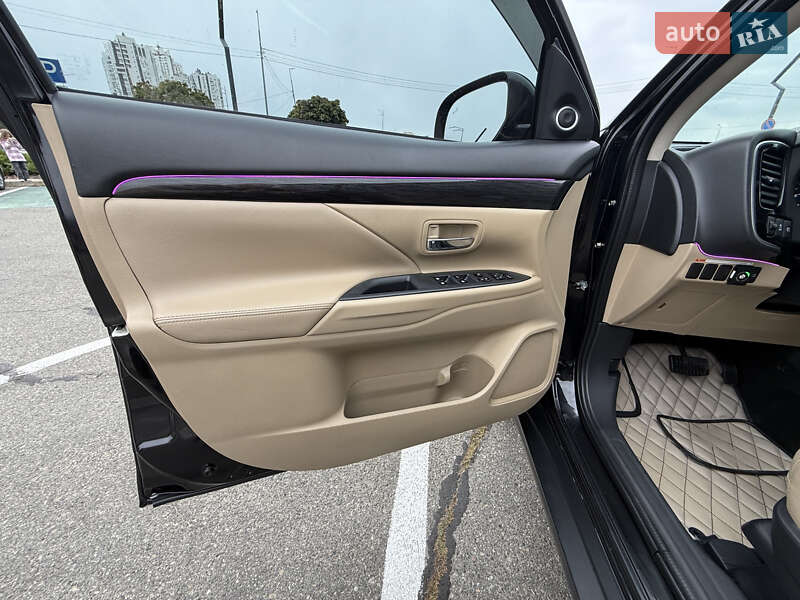 Mitsubishi Outlander 2017