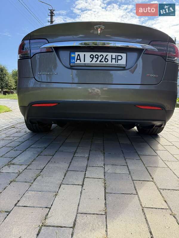 Tesla Model X 2016