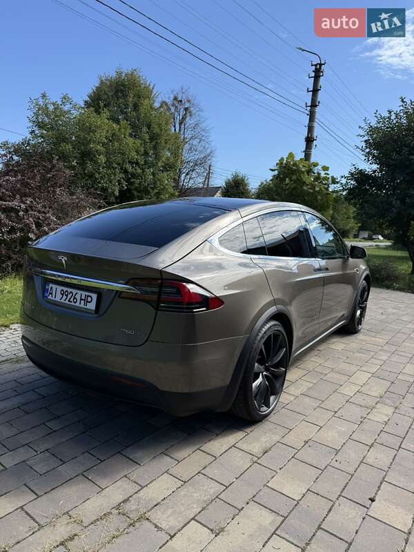 Tesla Model X 2016