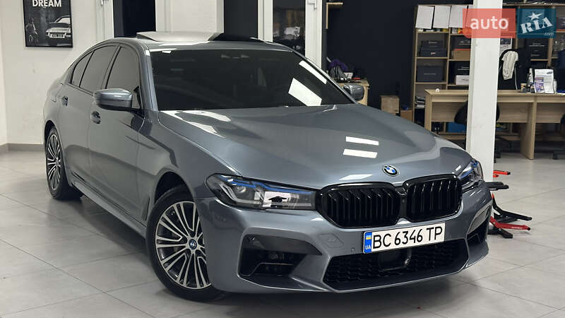 BMW 5 Series 2019