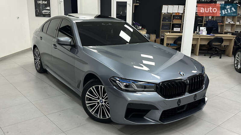 BMW 5 Series 2019