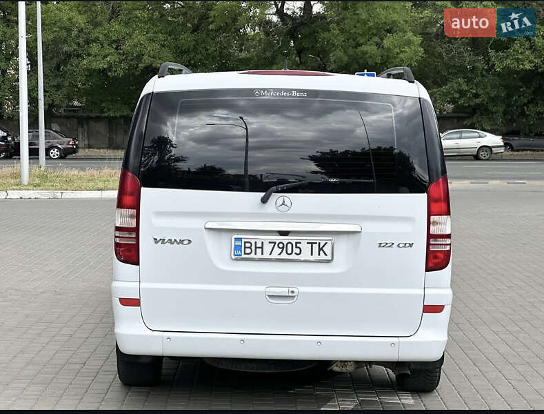Mercedes-Benz Vito 2011