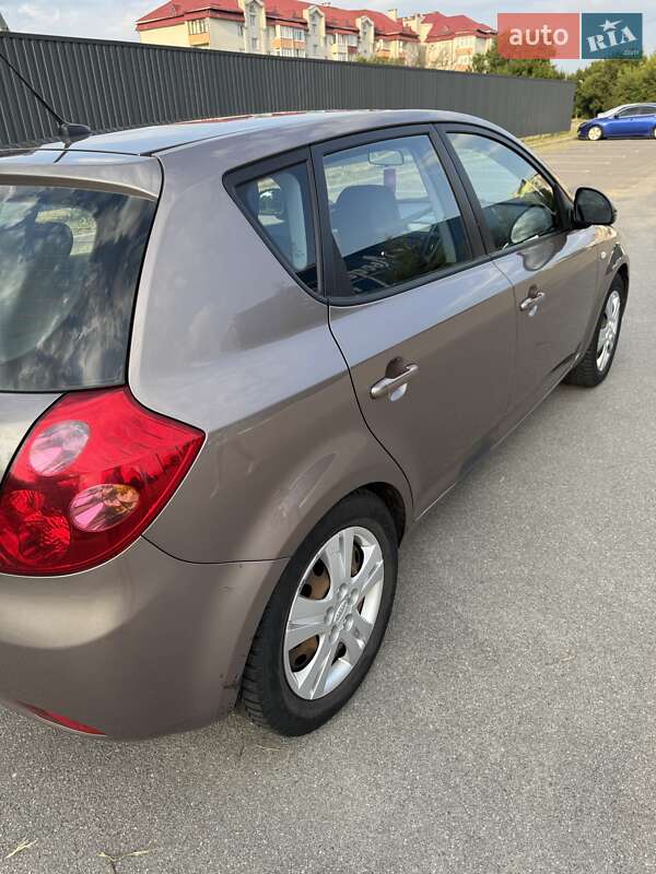 Kia Ceed 2009