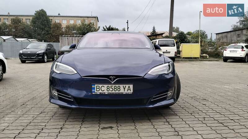 Tesla Model S 2017