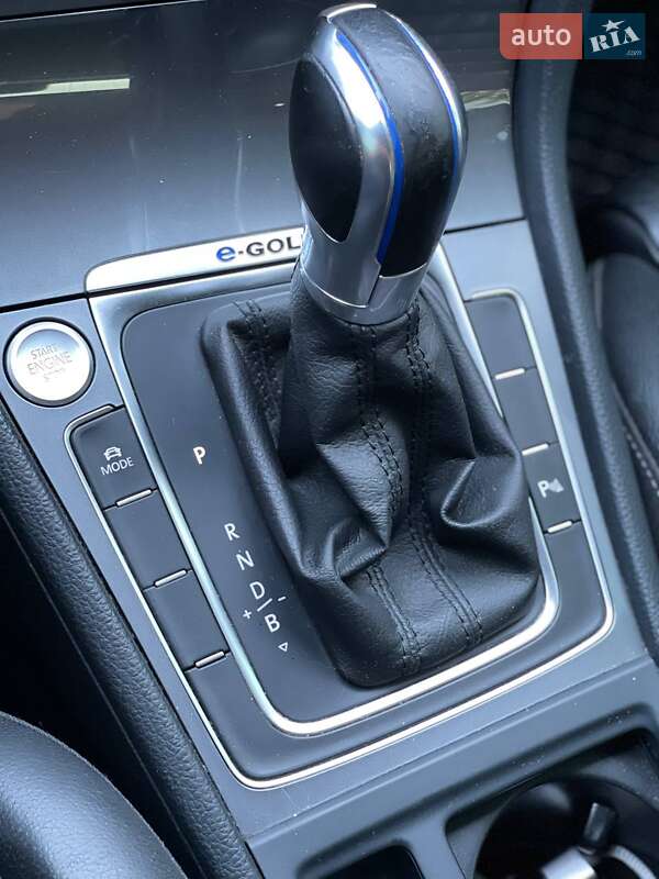 Volkswagen e-Golf 2016