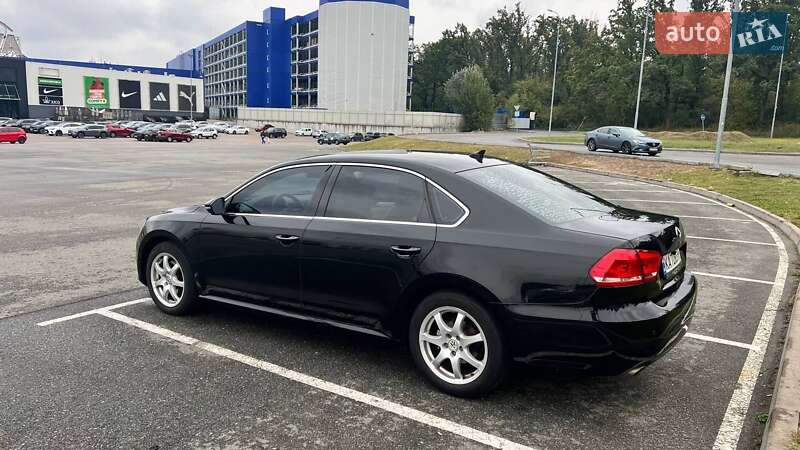 Volkswagen Passat 2011