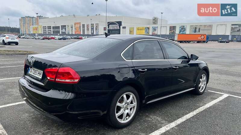 Volkswagen Passat 2011