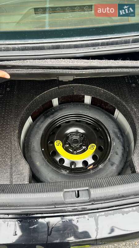 Volkswagen Passat 2011