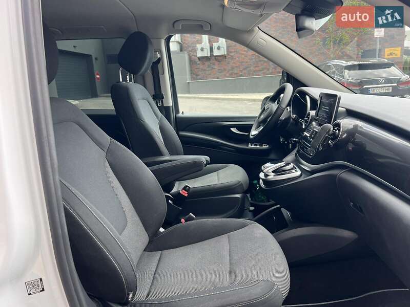 Mercedes-Benz V-Class 2017