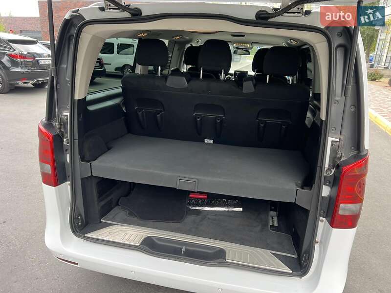 Mercedes-Benz V-Class 2017