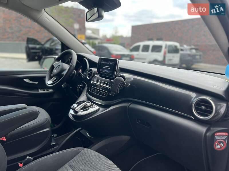 Mercedes-Benz V-Class 2017