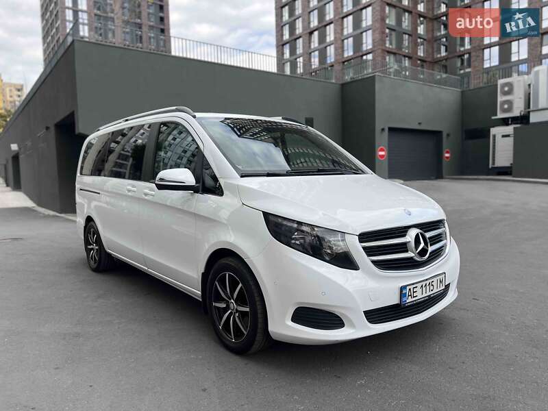 Mercedes-Benz V-Class 2017