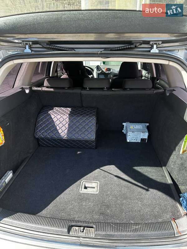 Volkswagen Golf 2011