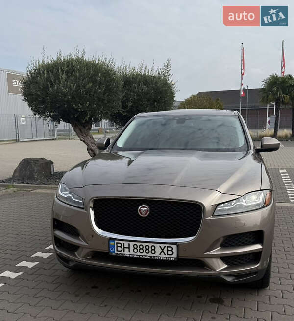 Jaguar F-Pace 2017