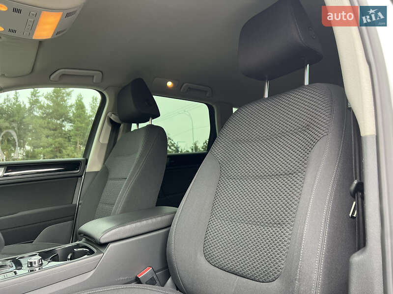 Volkswagen Touareg 2012